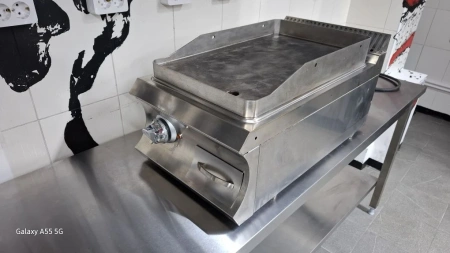 Поверхность жарочная электрическая APACH CHEF LINE GLFTE47L Б/У