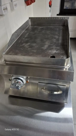 Поверхность жарочная электрическая APACH CHEF LINE GLFTE47L Б/У